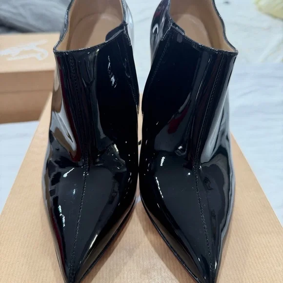 Christian Louboutin Black Patent Booties — Dahlia Patent in Size 36 US 6 - Picture 5 of 10
